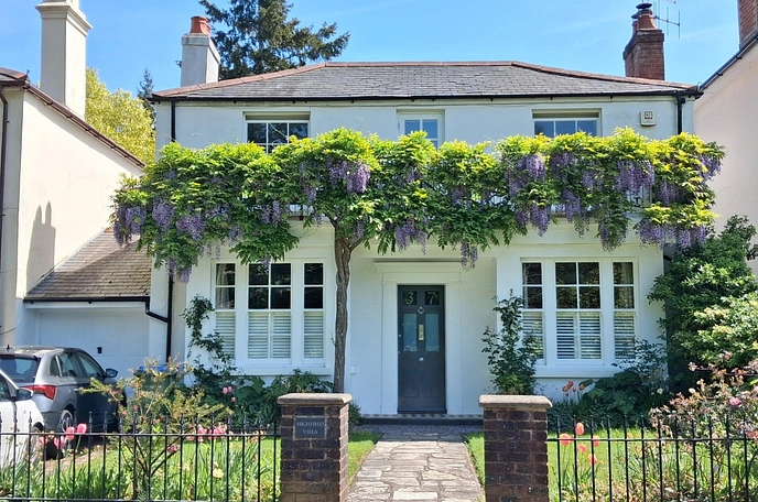 4 bedroom  detached house for sale