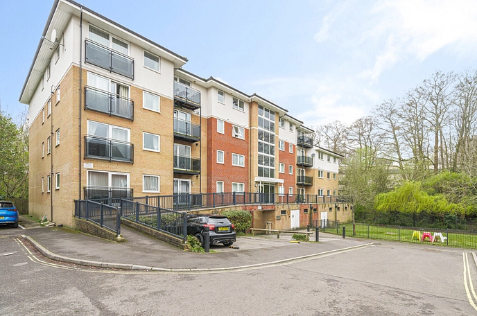 2 bedroom apartment for sale