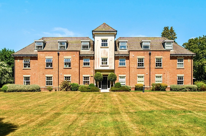 3 bedroom apartment for sale