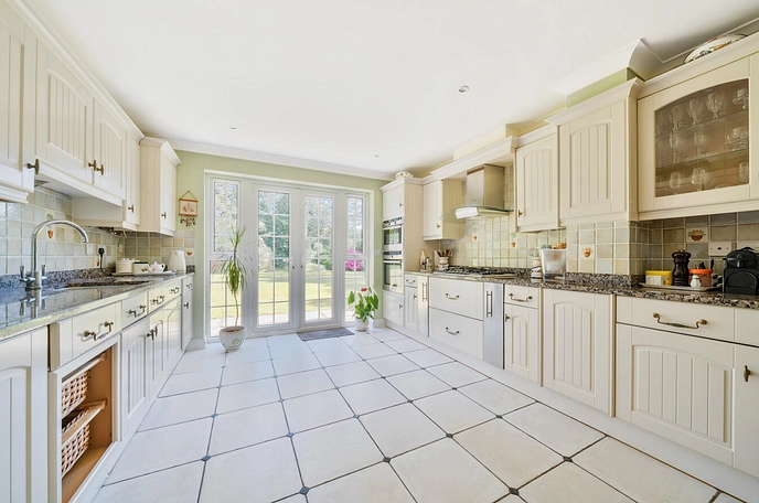 3 bedroom  detached house for sale