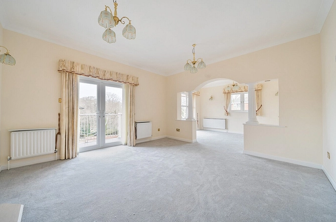 2 bedroom apartment for sale
