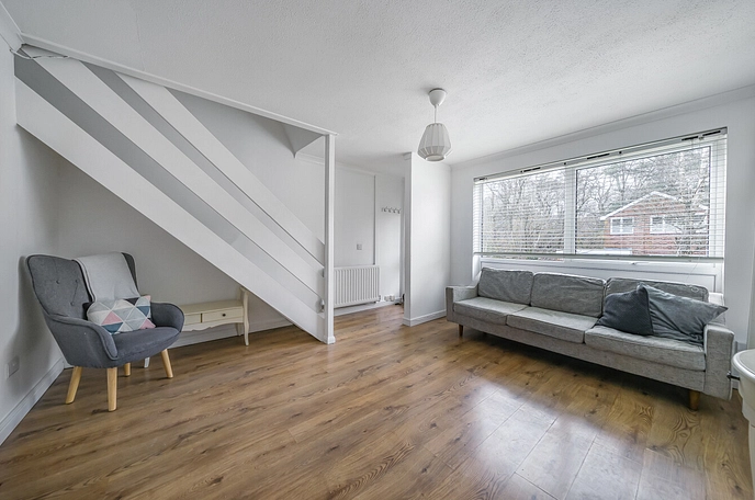 2 bedroom  terraced house for sale