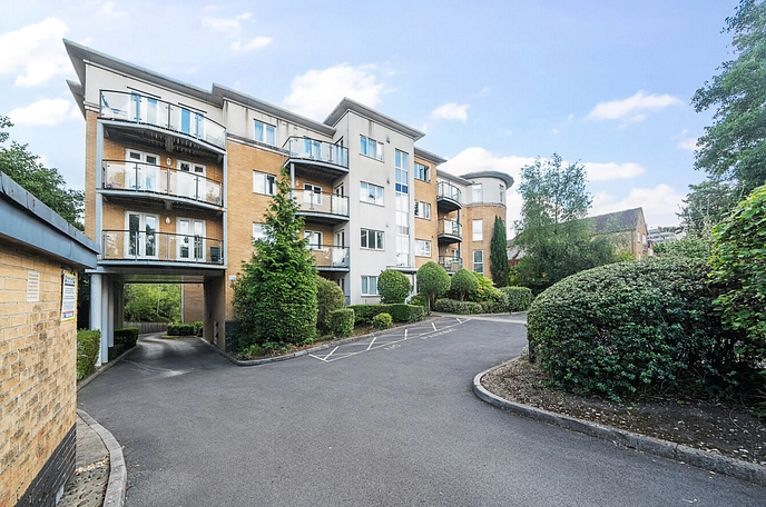 2 bedroom apartment for sale