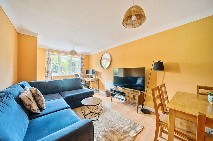 2 bedroom apartment for sale