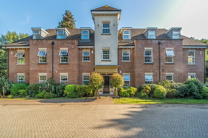 3 bedroom apartment for sale