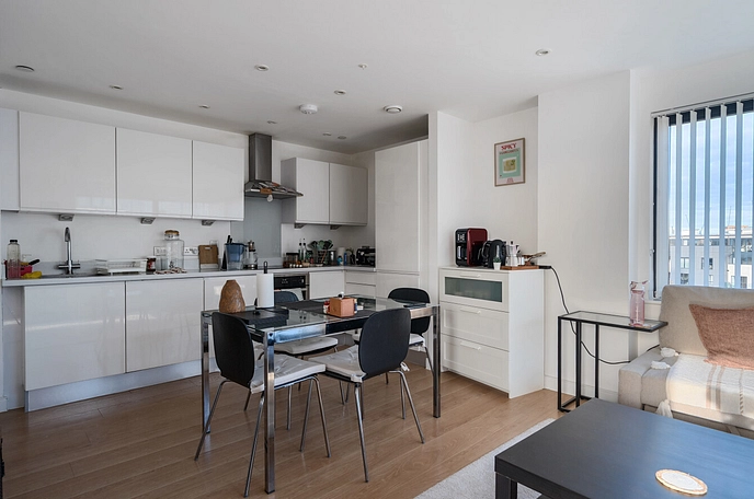 2 bedroom apartment for sale
