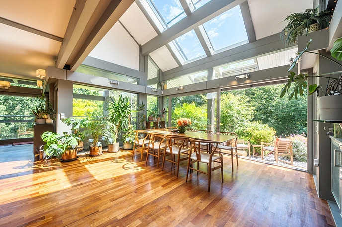 7 bedroom  detached house for sale