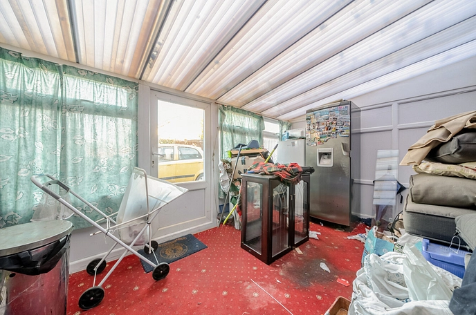 3 bedroom  terraced house for sale