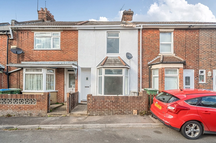 2 bedroom  terraced house for sale
