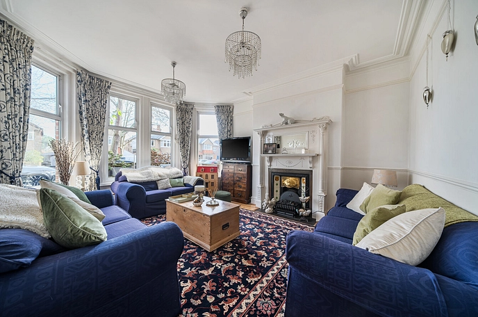 7 bedroom  detached house for sale