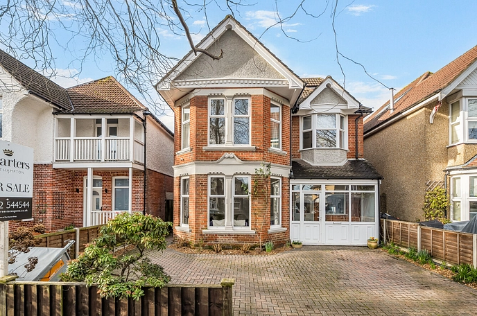 7 bedroom  detached house for sale
