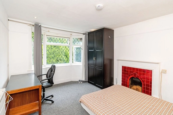 3 bedroom  detached house for sale