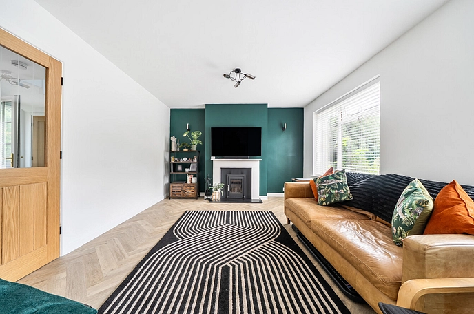 3 bedroom  detached house for sale