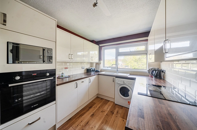 2 bedroom apartment for sale
