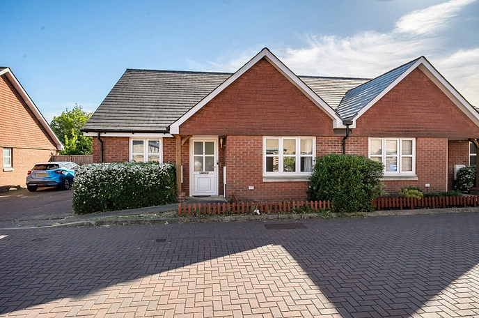 2 bedroom  semi-detached bungalow for sale