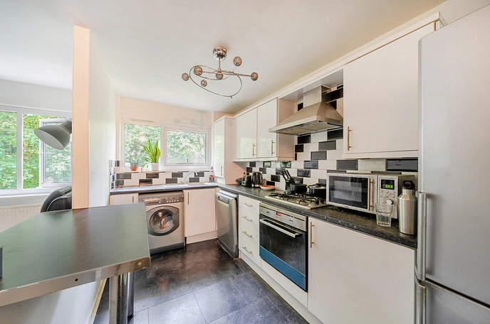 2 bedroom apartment for sale