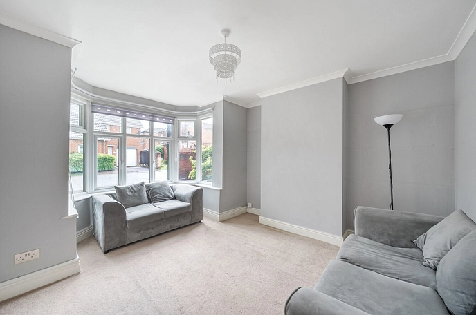 2 bedroom  detached house for sale