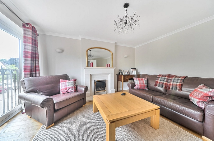 3 bedroom  terraced house for sale