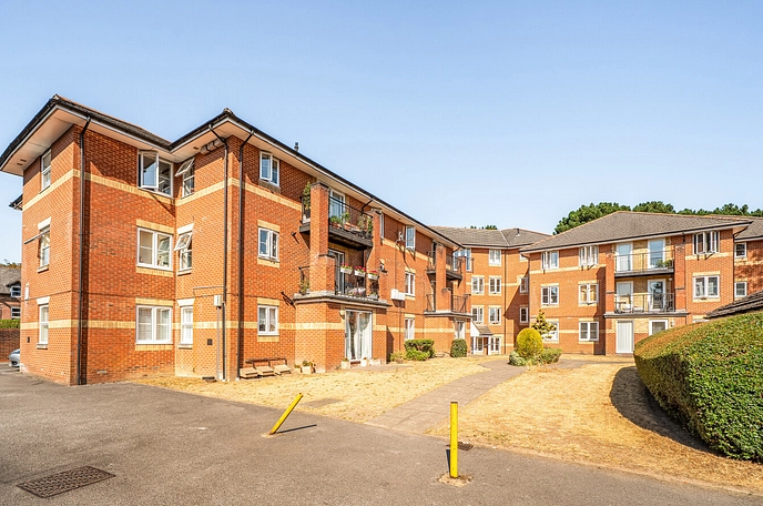 2 bedroom apartment for sale