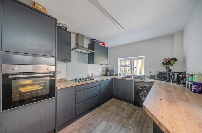 2 bedroom house for sale