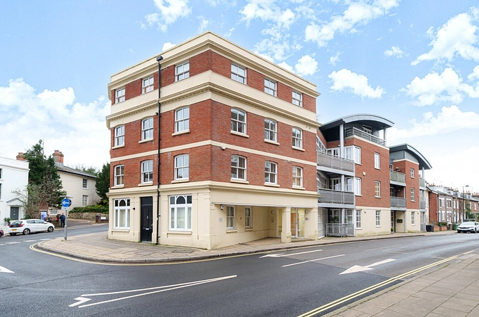 1 bedroom apartment to rent