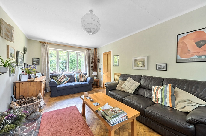4 bedroom  detached house for sale