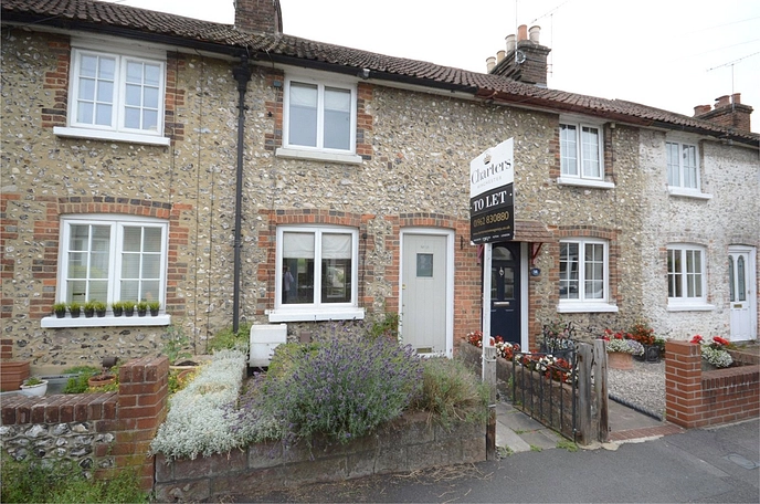 2 bedroom  terraced house to rent