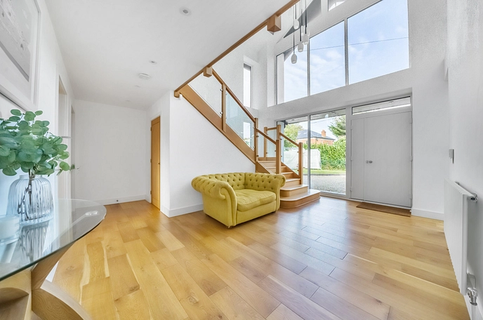6 bedroom  detached house for sale