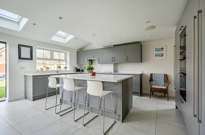 4 bedroom  detached house for sale