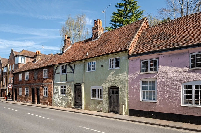 4 bedroom  terraced house for sale