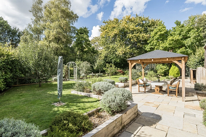 3 bedroom  detached house for sale