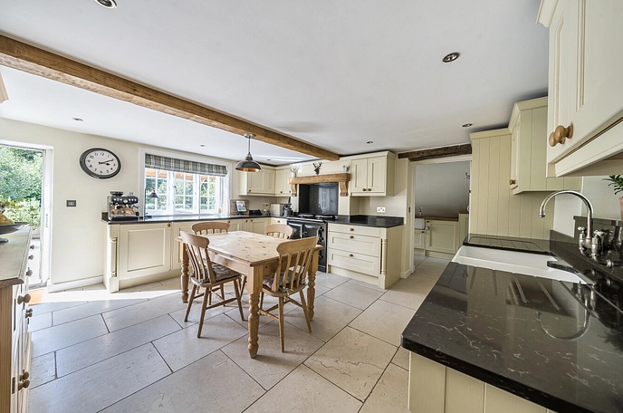 3 bedroom  detached house for sale
