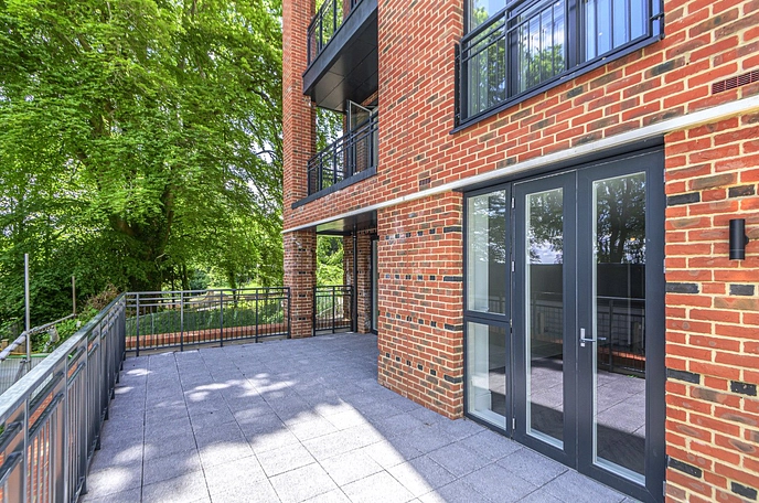 2 bedroom apartment for sale