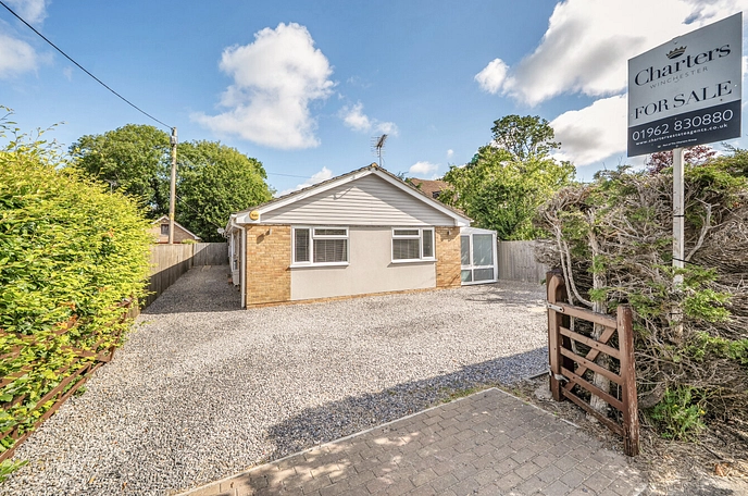 4 bedroom  detached bungalow for sale