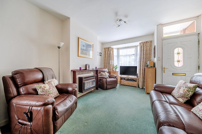 3 bedroom  terraced house for sale
