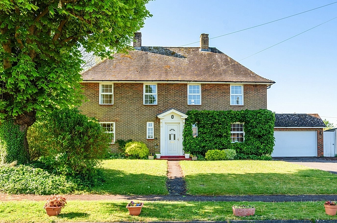 3 bedroom  detached house for sale