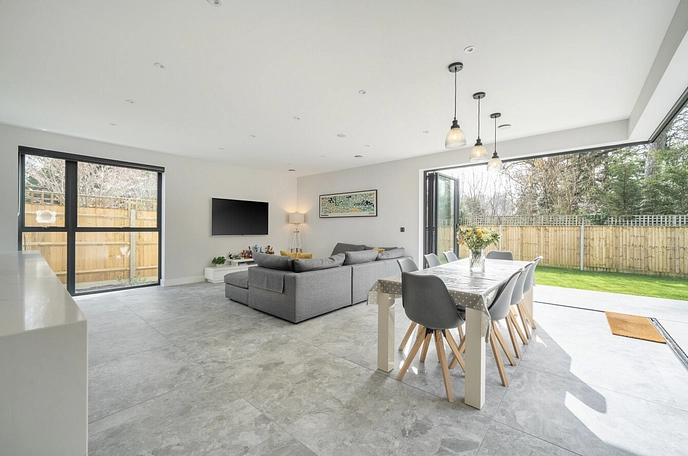 4 bedroom  detached house for sale