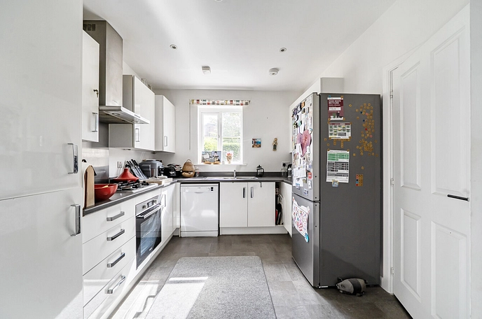 3 bedroom  semi-detached house for sale