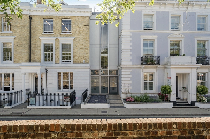 3 bedroom apartment for sale