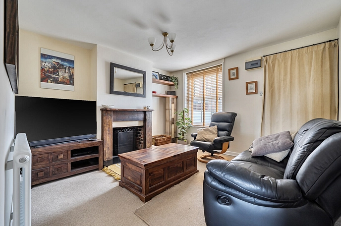 2 bedroom apartment for sale