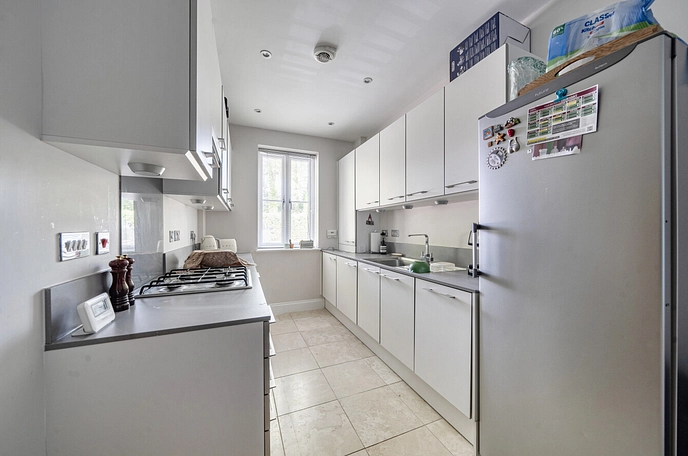 2 bedroom  semi-detached house for sale