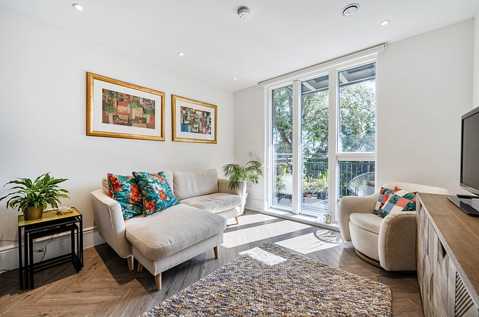 2 bedroom apartment for sale