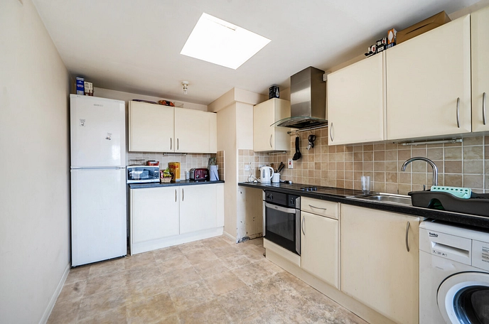 2 bedroom apartment to rent