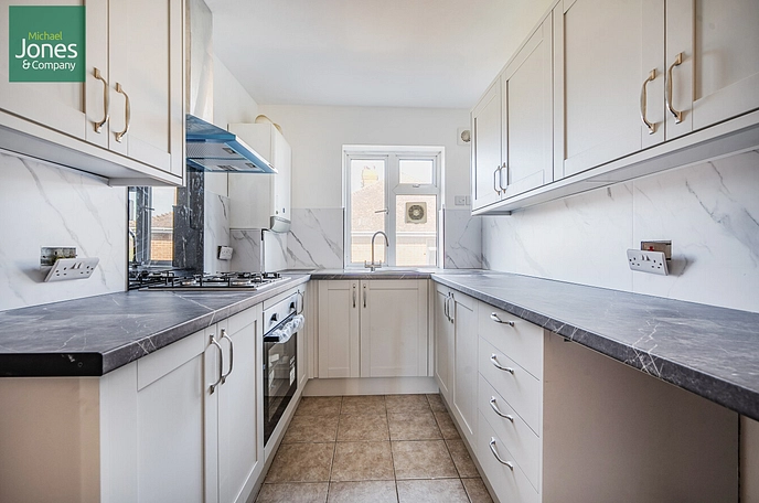 2 bedroom apartment to rent