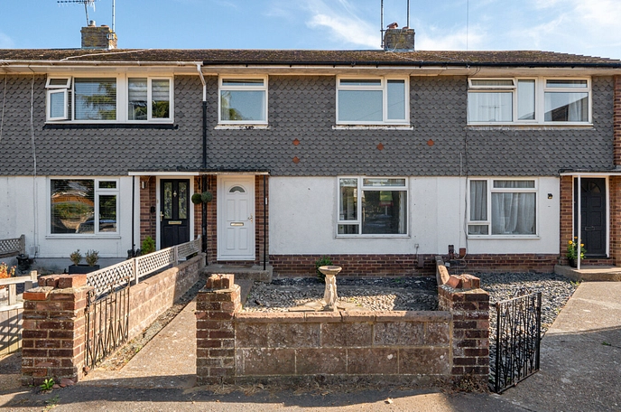 3 bedroom  terraced house to rent