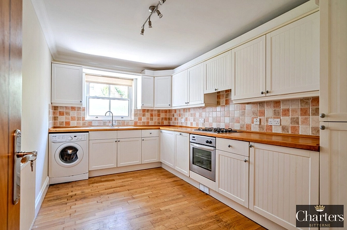2 bedroom apartment to rent