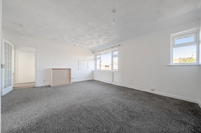 2 bedroom apartment to rent
