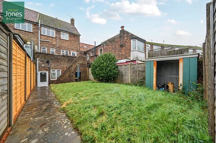1 bedroom apartment to rent