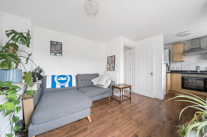 2 bedroom apartment to rent
