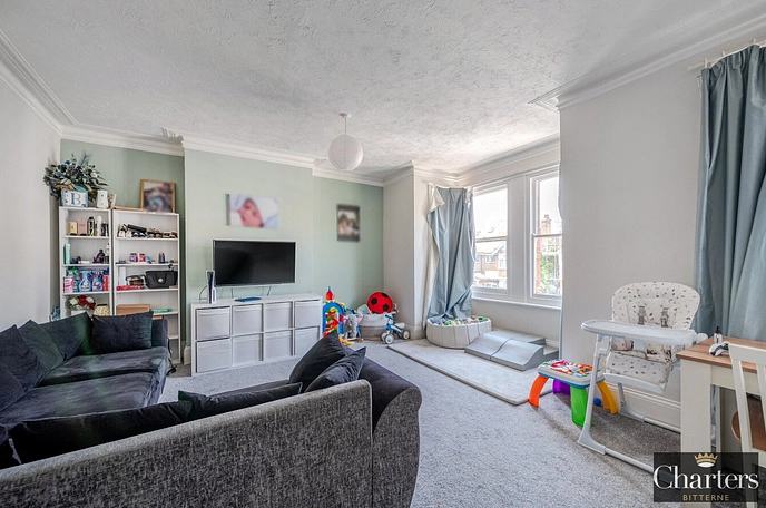 2 bedroom apartment to rent